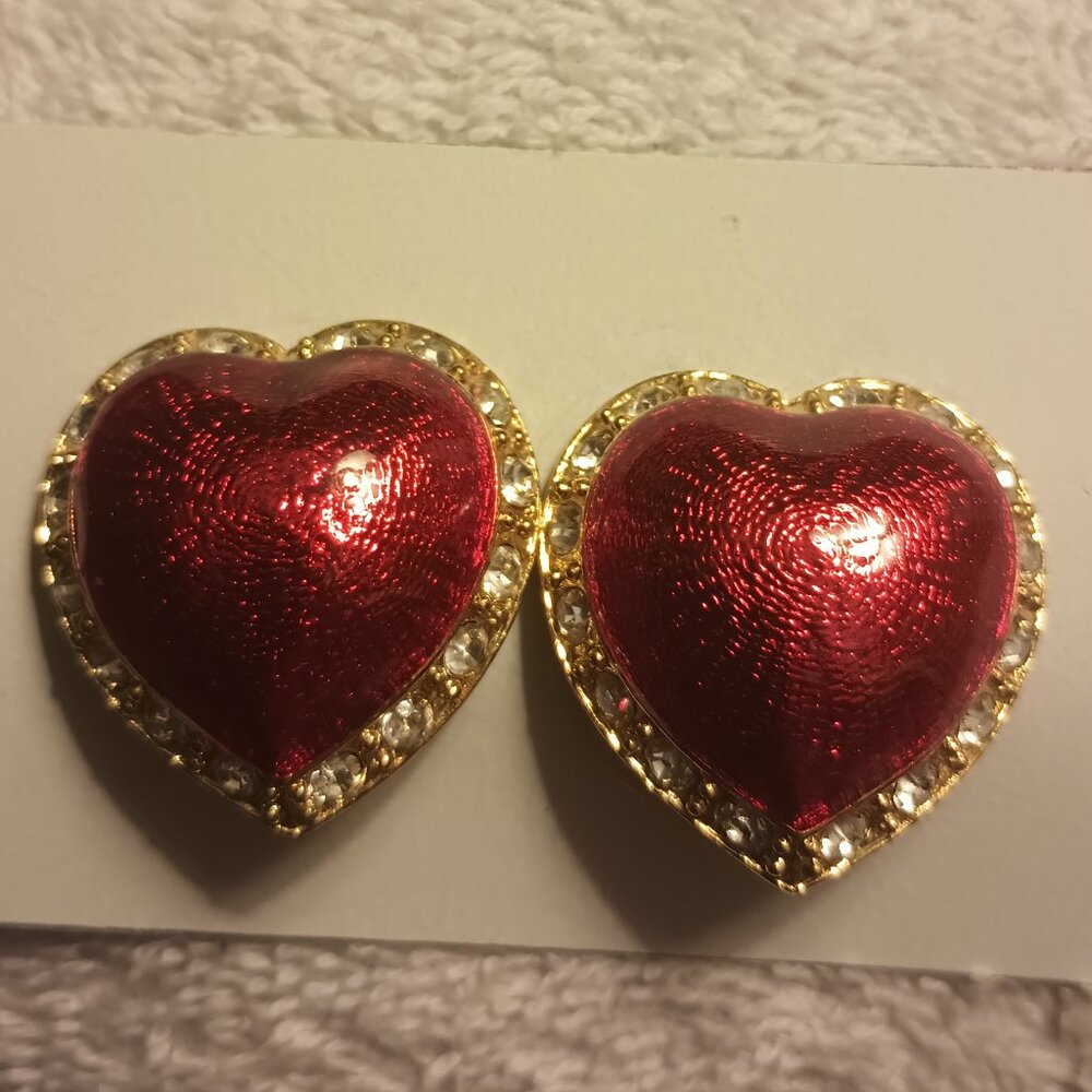 Victoria's Secret Vintage Gold and Red Heart Clip Earrings.